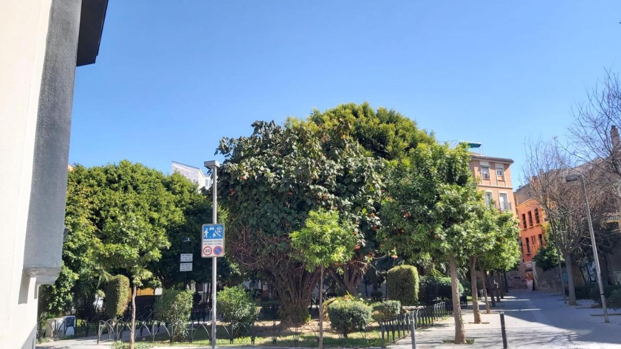 Апартаменты Del Parque Flats Urban Relax Малага Экстерьер фото